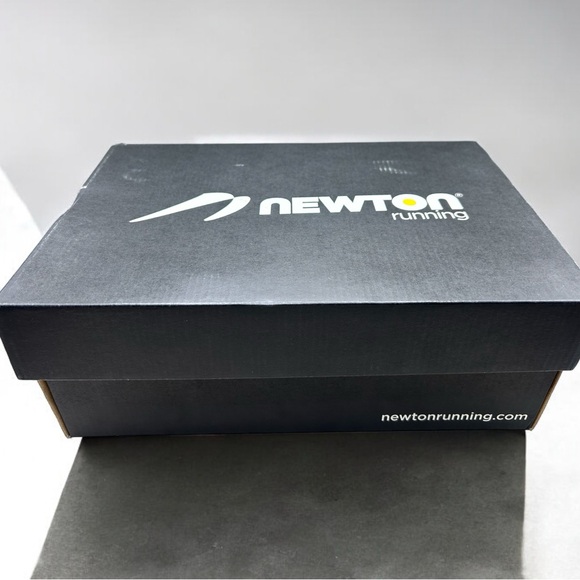NEW MSRP $111.00 NEWTON Women's Fate II Running Shoes - Picture 8 of 9